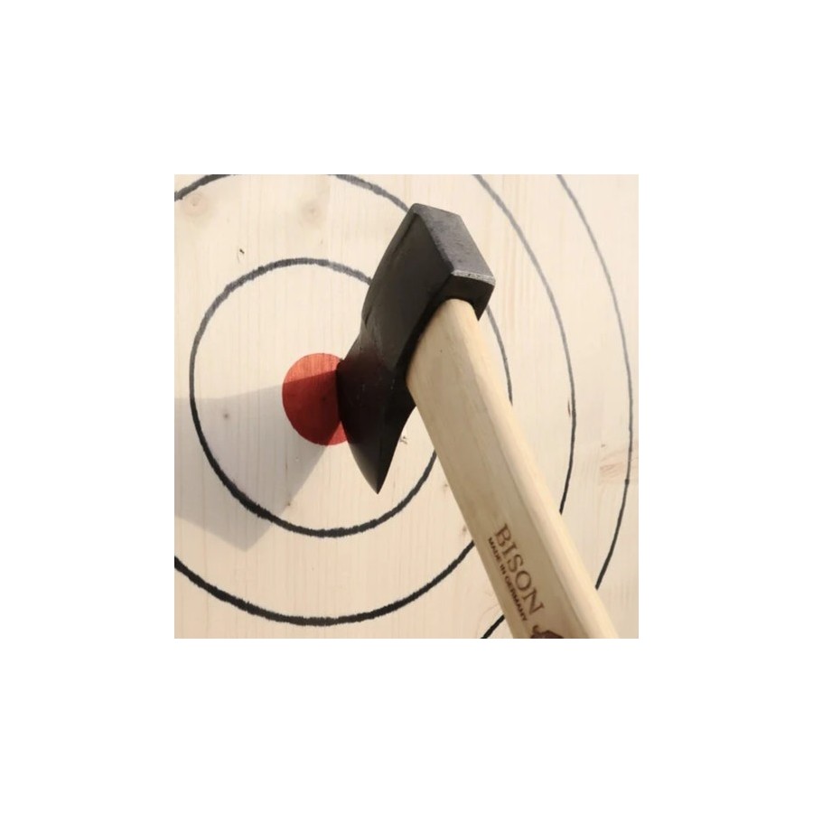 Hachette throwing